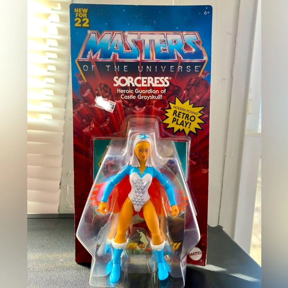 Masters of the Universe Origins Sorceress Action Figure, 5.5-inch
